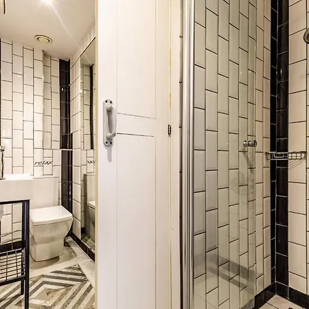 Cozy And Charming Studio Flat In Beyoglu * Istanbul